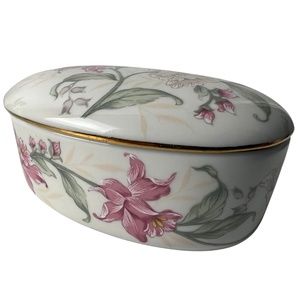 Vintage Otagiri Japan Oval Porcelain Trinket Small Jewelry Box Floral